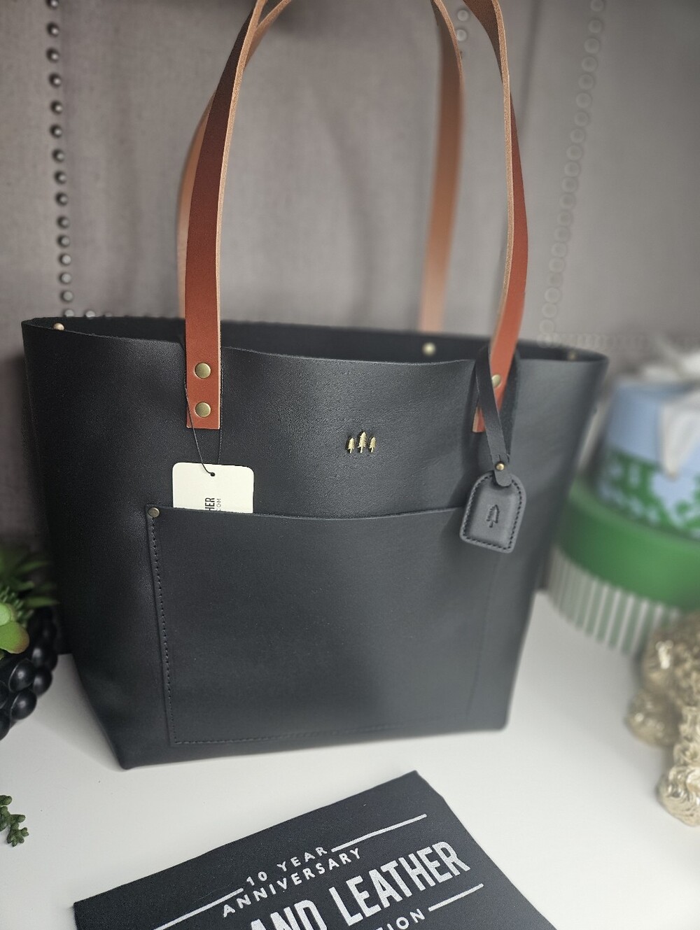 Portland Leather Goods Limited Edition 10th Anniversary Classic Leather Tote Bla